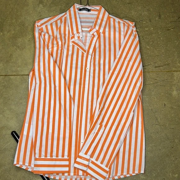 Zune Poar Orange and White dress shirt - Picture 1 of 8